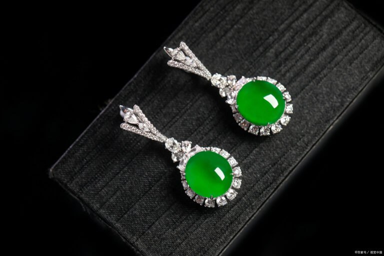 Learn to distinguish genuine jade (jadeite/nephrite) from fakes using simple tests and advanced methods. Essential guide for collectors.