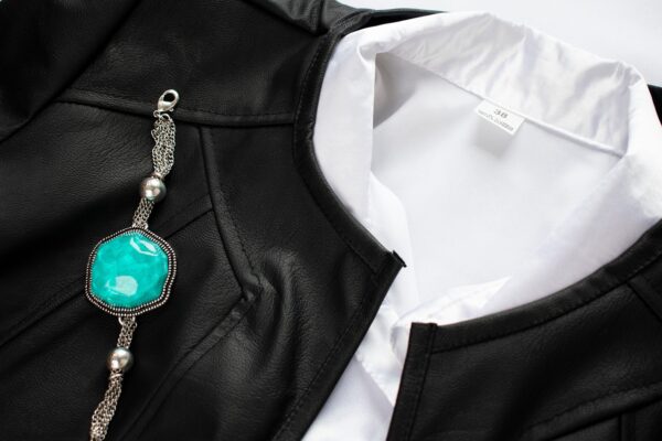Demo-Artisan - Crafted Turquoise - Like Gem Bracelet - Image 2