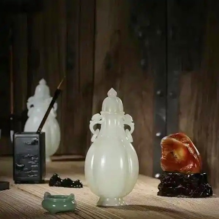 Microscopic view of silk-like texture in premium white Hetian jade