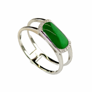 A stunning close-up of the Natural Ice-type Green Marquise Emerald Ring, showcasing its vivid green emerald centerpiece, surrounded by sparkling diamonds on an elegant 18K white gold band.
