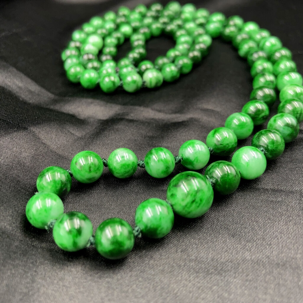 Natural Flower-veined Jade Pagoda Beads