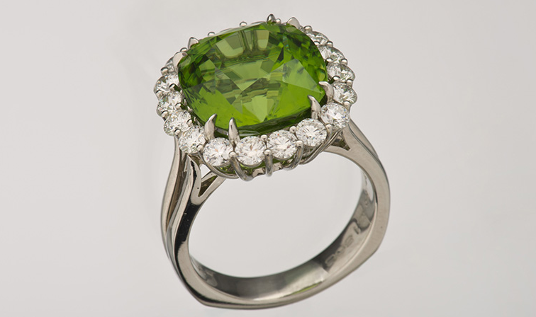 Hawaiian Peridot Beach green sand close-up