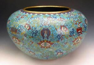 Qing Dynasty Porcelain Techniques: Blue-and-White and Underglaze Red