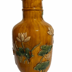 Qing Dynasty Plain Three-Color Stacked Lotus Appreciation Vase