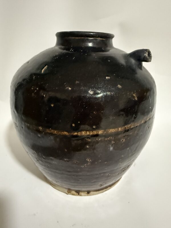 A Short-spouted Jar with Jet-black Glaze from Small Kilns in Shanxi - Image 4