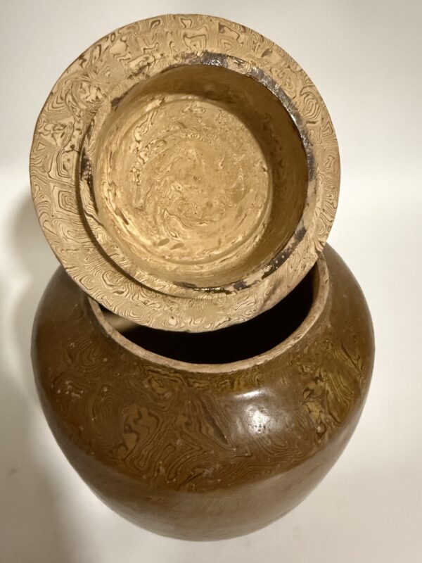 Qing Dynasty Glue-tire Yellow Glaze Lion-knob Covered Jar - Image 4