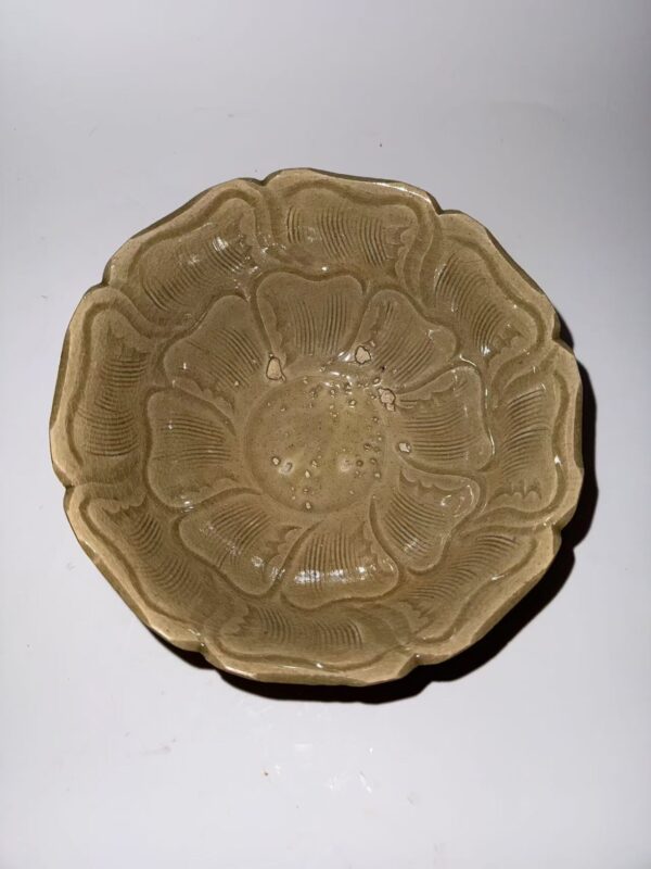Song Dynasty Yue Kiln Celadon Lotus Bowl - Image 4