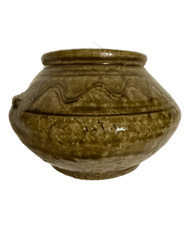 Yellow Glazed Running Beast Jar from the Eastern Jin Dynasty