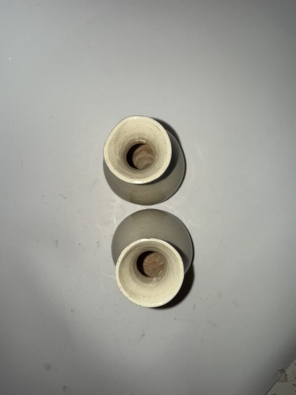 A Pair of White Glazed Yuhuchun Vases from the Song Dynasty - Image 4