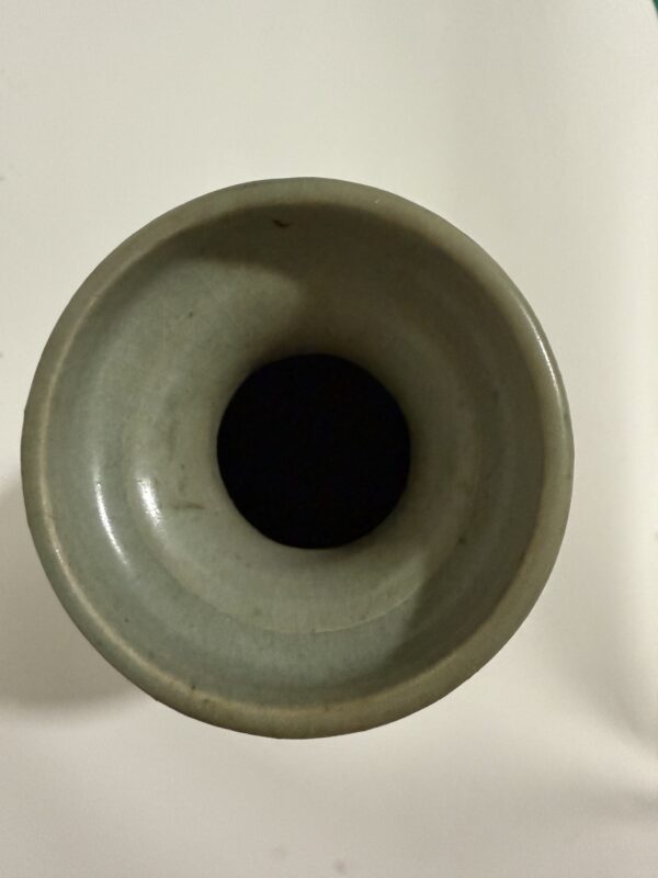 Ming Dynasty Longquan Kiln Celadon Vase - Image 4