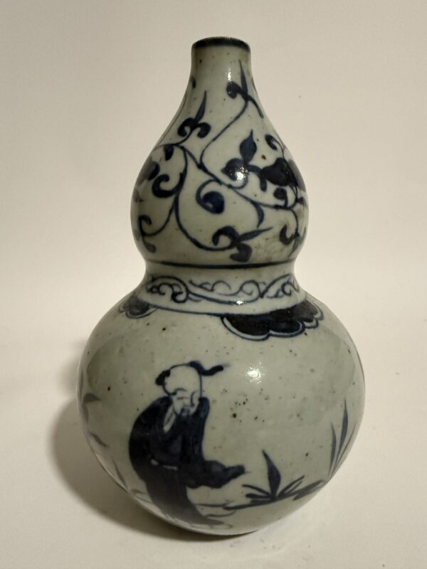 Ming Dynasty Blue-and-White Gourd-shaped Vase - Image 3