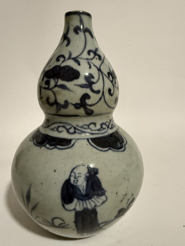 Ming Dynasty Blue-and-White Gourd-shaped Vase - Image 4