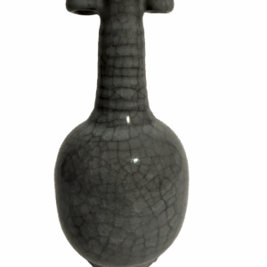Qing Dynasty Ge Kiln Folding-Shoulder Paper Hammer Bottle