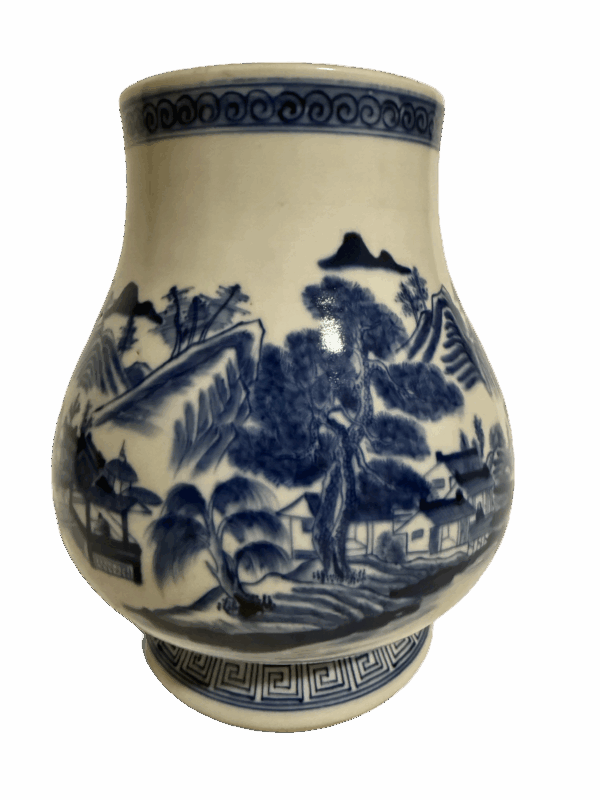 Kangxi Blue-and-White Landscape-Patterned Pipa Zun of the Qing Dynasty