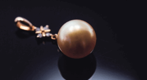 Pearl: Nature’s Organic Gemstone of Legend and Lore