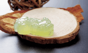 Xiuyan Jade, Fluorite, and Jet: Three Distinctive Ornamental Treasures