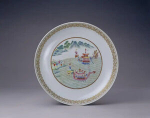An In-Depth Guide to Famille Rose Porcelain: The Soft Charm of Chinese Ceramics